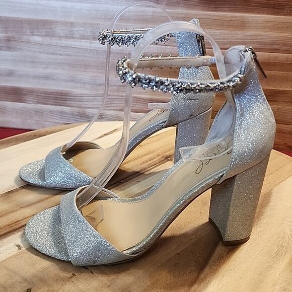 BADGLEY MISHKA STYLE 💠JEWEL💠TURQUOISE DIAMOND ANKLE STRAP HEELS WOMAN SIZE 7.0 - Picture 1 of 16